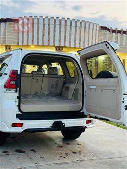 تۆیۆتا لاندكروزر پرادۆ